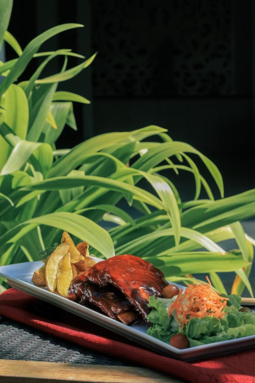 D'sri Saren Legian Kuta Seminyak (Bali)